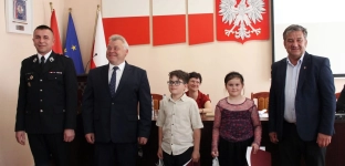 Sukces młodych artystów z Gminy Oława w strażackim konkursie plastycznym