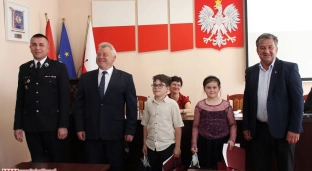 Sukces młodych artystów z Gminy Oława w strażackim konkursie plastycznym