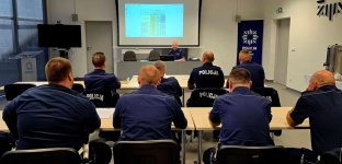Odprawa policjantów ruchu drogowego w Oławie. Rozmawiali o bezpieczeństwie