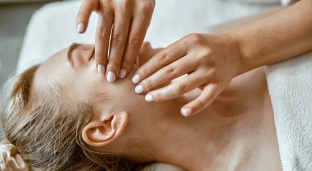 Masaż Kobido - Liftingujący masaż twarzy