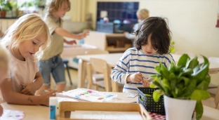 Dlaczego pedagogika Montessori zyskuje na popularności?