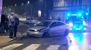 Wypadek na moście na Odrze. Sprawca uciekł