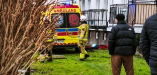 Wszystkie służby na Paderewskiego. Z balkonu wypadł mężczyzna