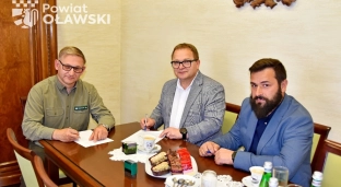 Nadleśnictwo Oława dofinansuje budowę drogi