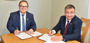 Samorządy wspierają szpital. Kolejne środki na modernizację oddziału wewnętrznego w Oławie