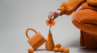 Pop of color w modzie - jak tworzyć takie stylizacje?