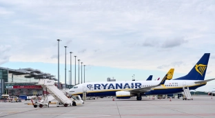 Czwarta nowość Ryanaira na lato 2027. Z Wrocławia polecimy do portugalskiego Faro!