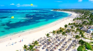 Top 5 najpiękniejszych kurortów wakacyjnych na Karaibach
