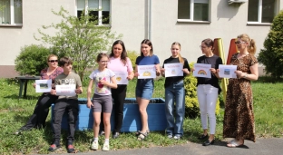 Mieszkańcy pomagają stworzyć ogród dla podopiecznych Domu Dziecka